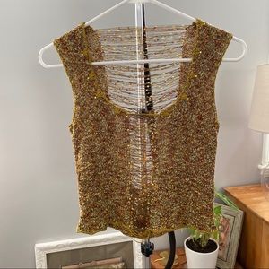 Beautiful earth tone sleeveless top.